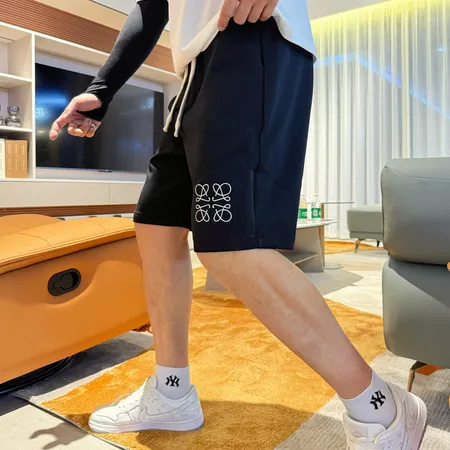 ロエベ ショートパンツ