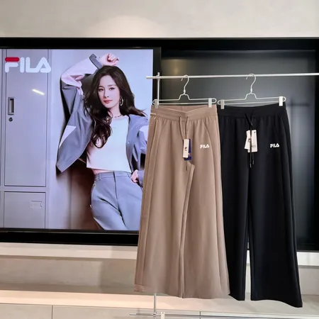 フィラ カジュアルパンツ
