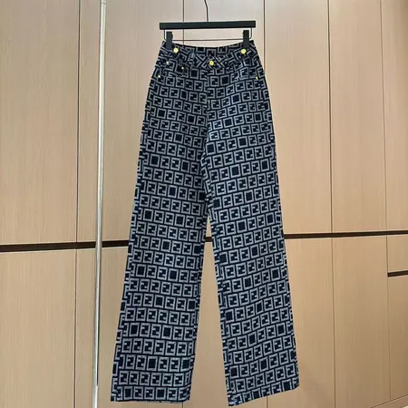 フェンディ ジーンズ