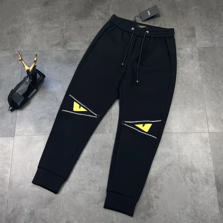 フェンディ カジュアルパンツ