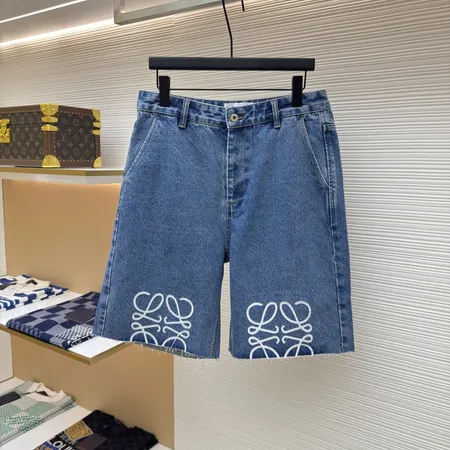 ロエベ ショートパンツ