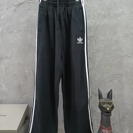 ロエベ トレーニングパンツ