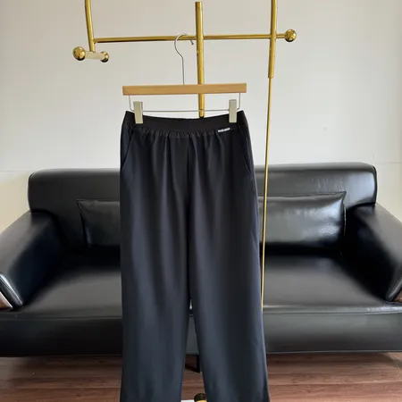 ミュウミュウ ジーンズ