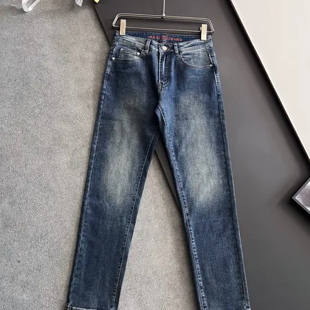 グッチ ジーンズ