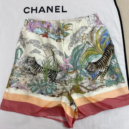 グッチ ショートパンツ