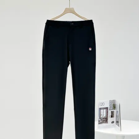 フィラ カジュアルパンツ