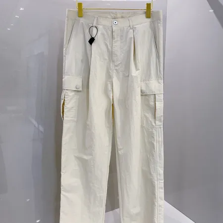 バーバリー ス カジュアルパンツ