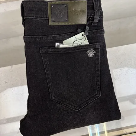 ヴェルサーチ ジーンズ