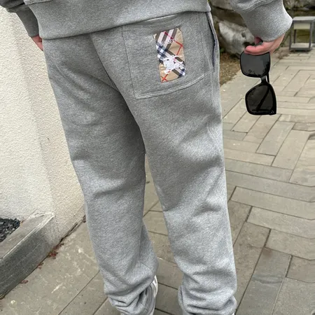 バーバリー ス カジュアルパンツ