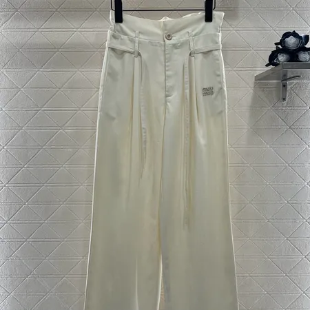 ミュウミュウ カジュアルパンツ