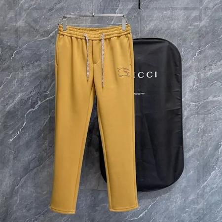 バーバリー ス カジュアルパンツ