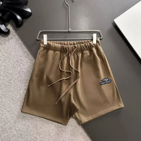 バレンシアガ ショートパンツ