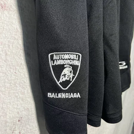 バレンシアガ ショートパンツ