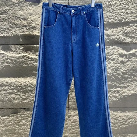 アディダス ジーンズ