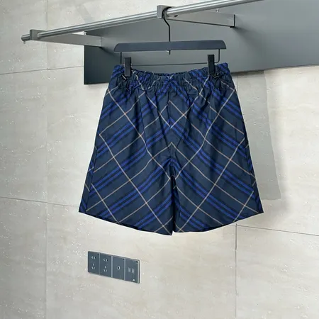 プラダ ショートパンツ