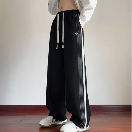 ナイキ カジュアルパンツ