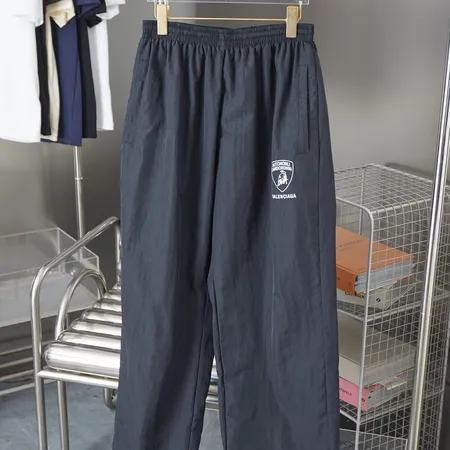 バレンシアガ カジュアルパンツ