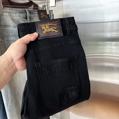 バーバリー ス ジーンズ