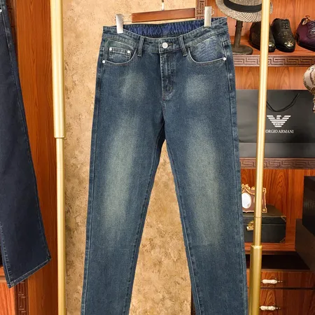 アルマーニ ジーンズ