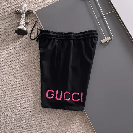 ルイヴィトン ショートパンツ