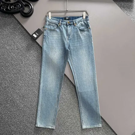 フェンディ ジーンズ