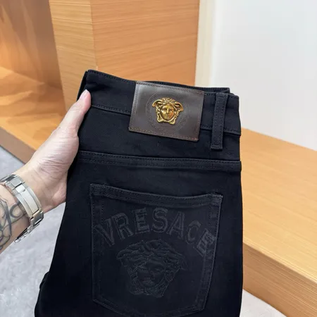 ヴェルサーチ ジーンズ