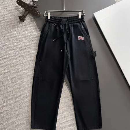 バーバリー ス カジュアルパンツ