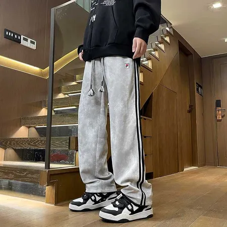 フィラ カジュアルパンツ