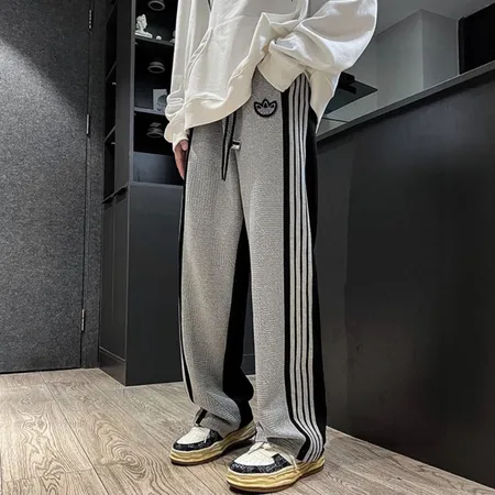 ナイキ カジュアルパンツ