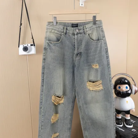 バレンシアガ ジーンズ