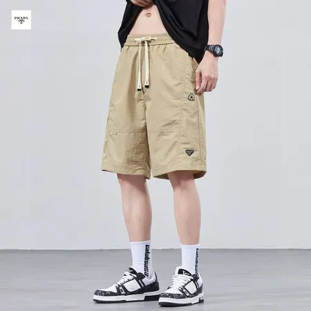 プラダ ショートパンツ