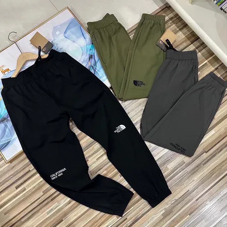 ノースフェイス カジュアルパンツ