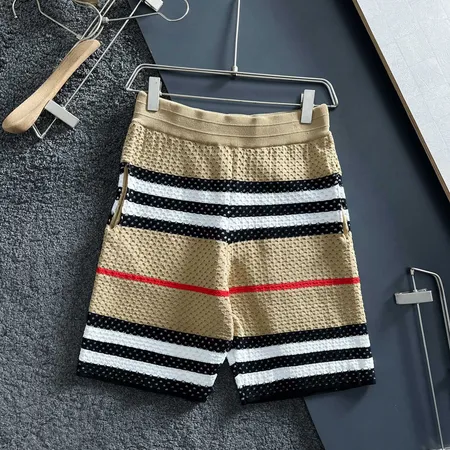 プラダ ショートパンツ