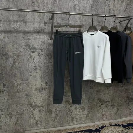 ルイヴィトン トレーニングパンツ