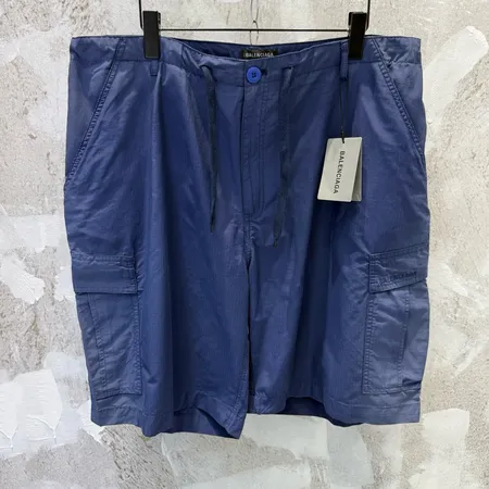 バレンシアガ ショートパンツ