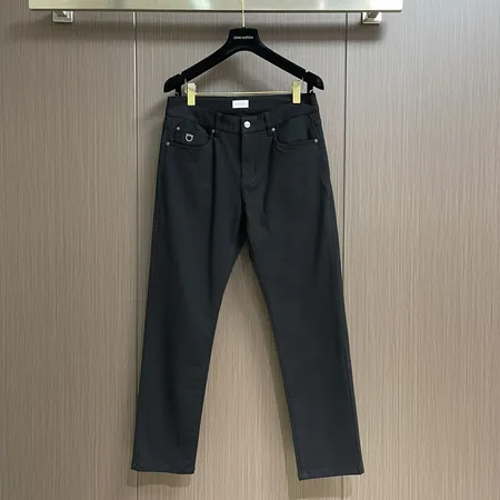 フェラガモ ジーンズ