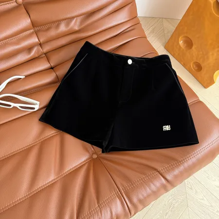 ステューシー ショートパンツ