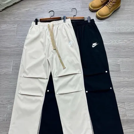 ナイキ カジュアルパンツ
