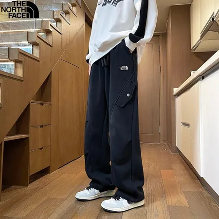 バーバリー ス カジュアルパンツ