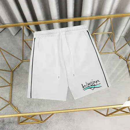 バレンシアガ ショートパンツ