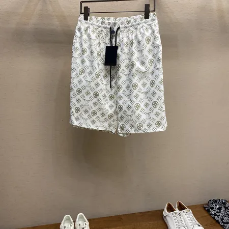 ルイヴィトン ショートパンツ