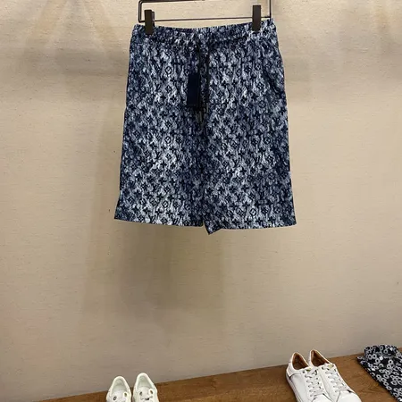 ルイヴィトン ショートパンツ