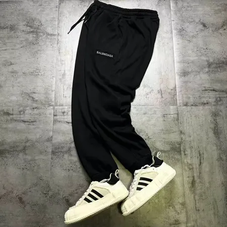 バレンシアガ カジュアルパンツ