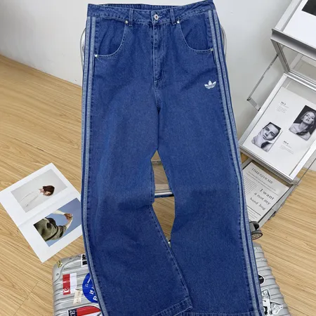 アディダス ジーンズ