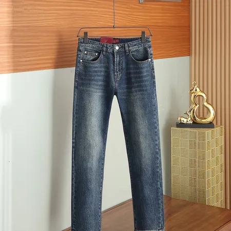 グッチ ジーンズ