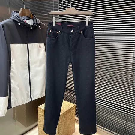 グッチ ジーンズ