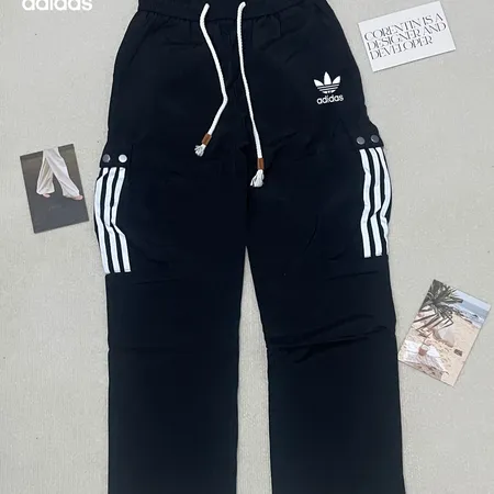 アディダス カジュアルパンツ