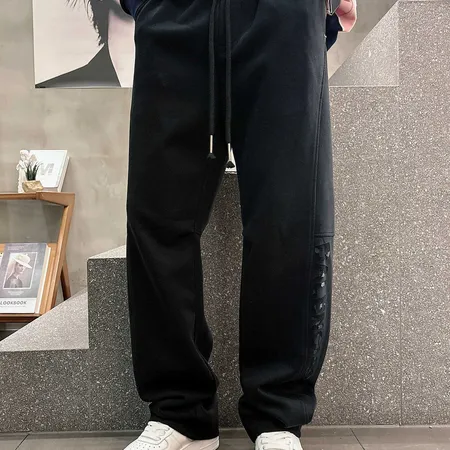 バレンシアガ カジュアルパンツ