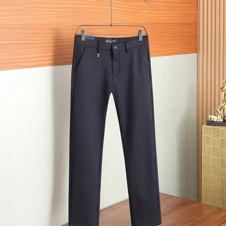 ルイヴィトン カジュアルパンツ