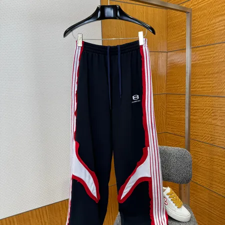 ロエベ トレーニングパンツ